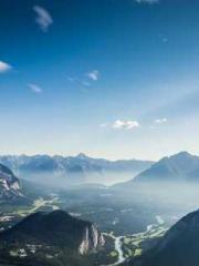 The Undefeated Son-i